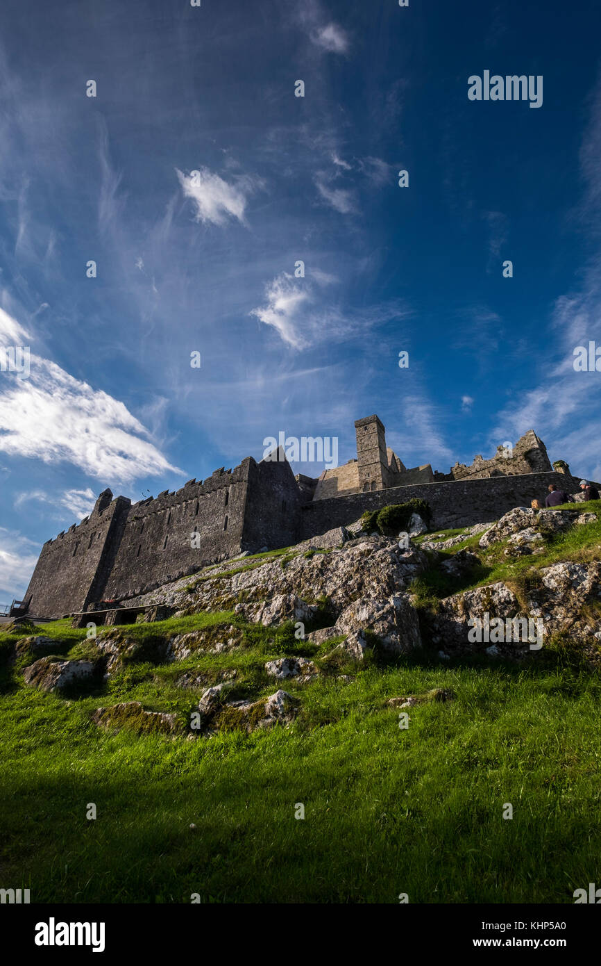 Le rocher de Cashel, également connu sous le nom de Cashel des Rois et Saint Patrick's Rock, est un site historique situé à Cashel, comté de Tipperary, Irlande Banque D'Images