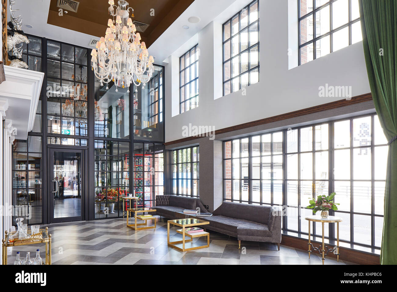 Intérieur du hall. Le Rideau Hotel, Londres, Royaume-Uni. Architecte : Dexter Moren Associates, 2017. Banque D'Images