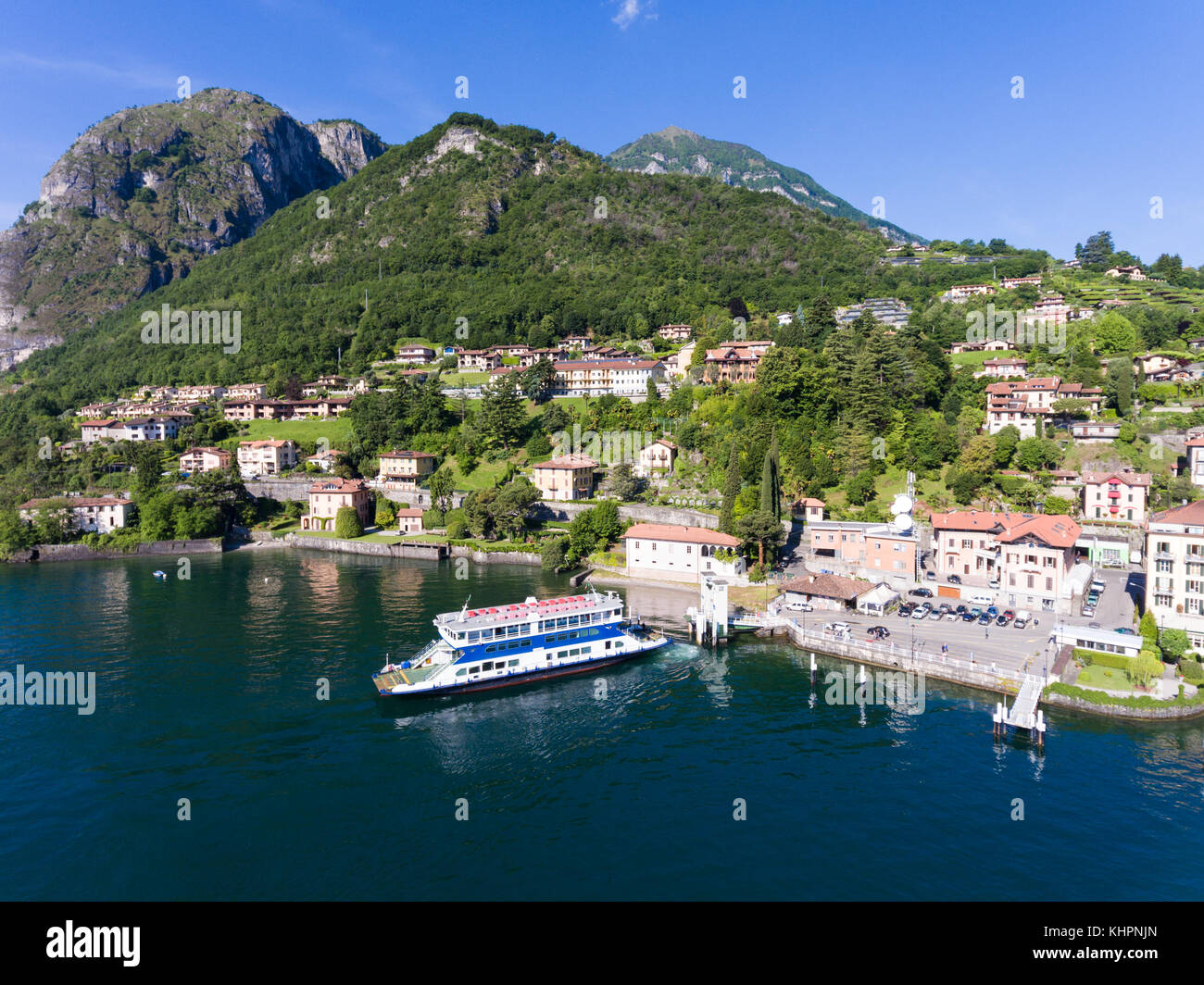 Ferry-boat sur le lac de Como - menaggio (Italie) Banque D'Images