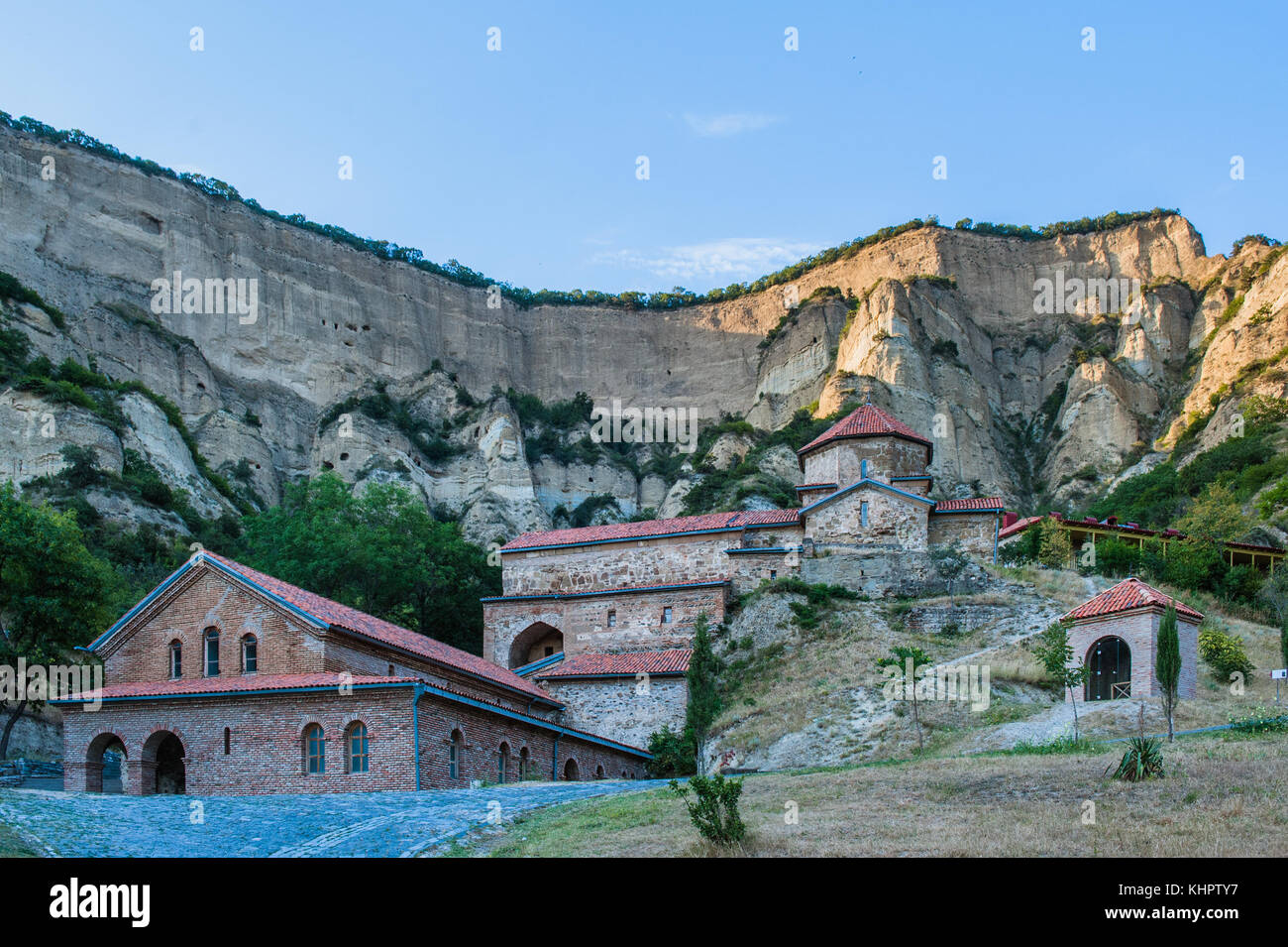 Vue panoramique de l'ancienne shio-mgvime monastère près de Mtskheta (Géorgie). Banque D'Images