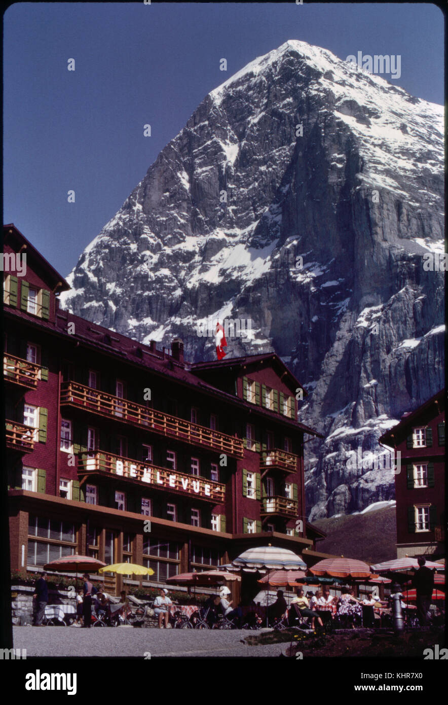 Resort Hotel à la base de la montagne eiger, Grindelwald, Suisse, 1964 Banque D'Images