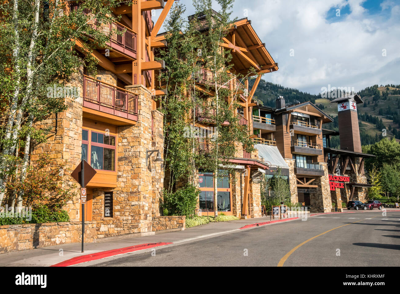 Des scènes de rue dans la région de teton village touristique près de Jackson, dans le Grand Teton National Park. un endroit de prédilection pour les sports d'hiver Banque D'Images