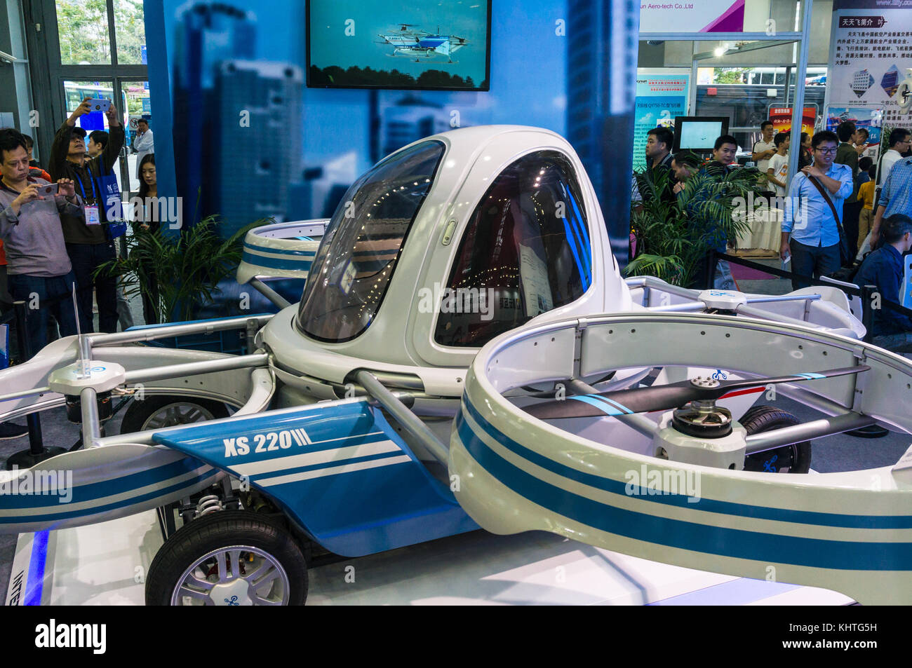 Voiture volante prototype sur un salon hi-tech de Shenzhen, Chine Banque D'Images