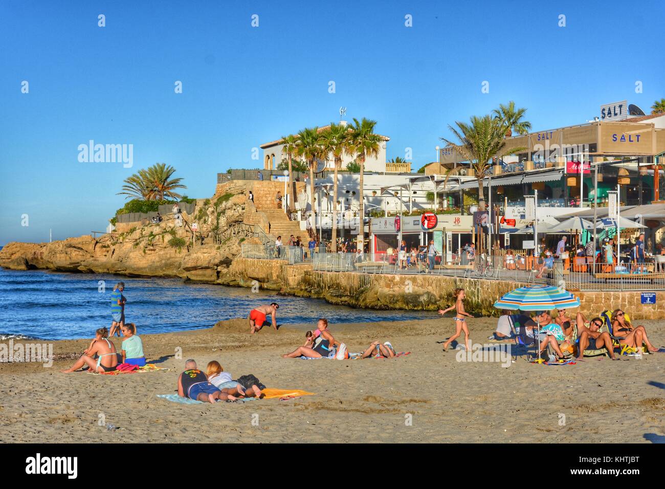 La Plage Arenal De Javea Sur Une Soirée De Fin Dété