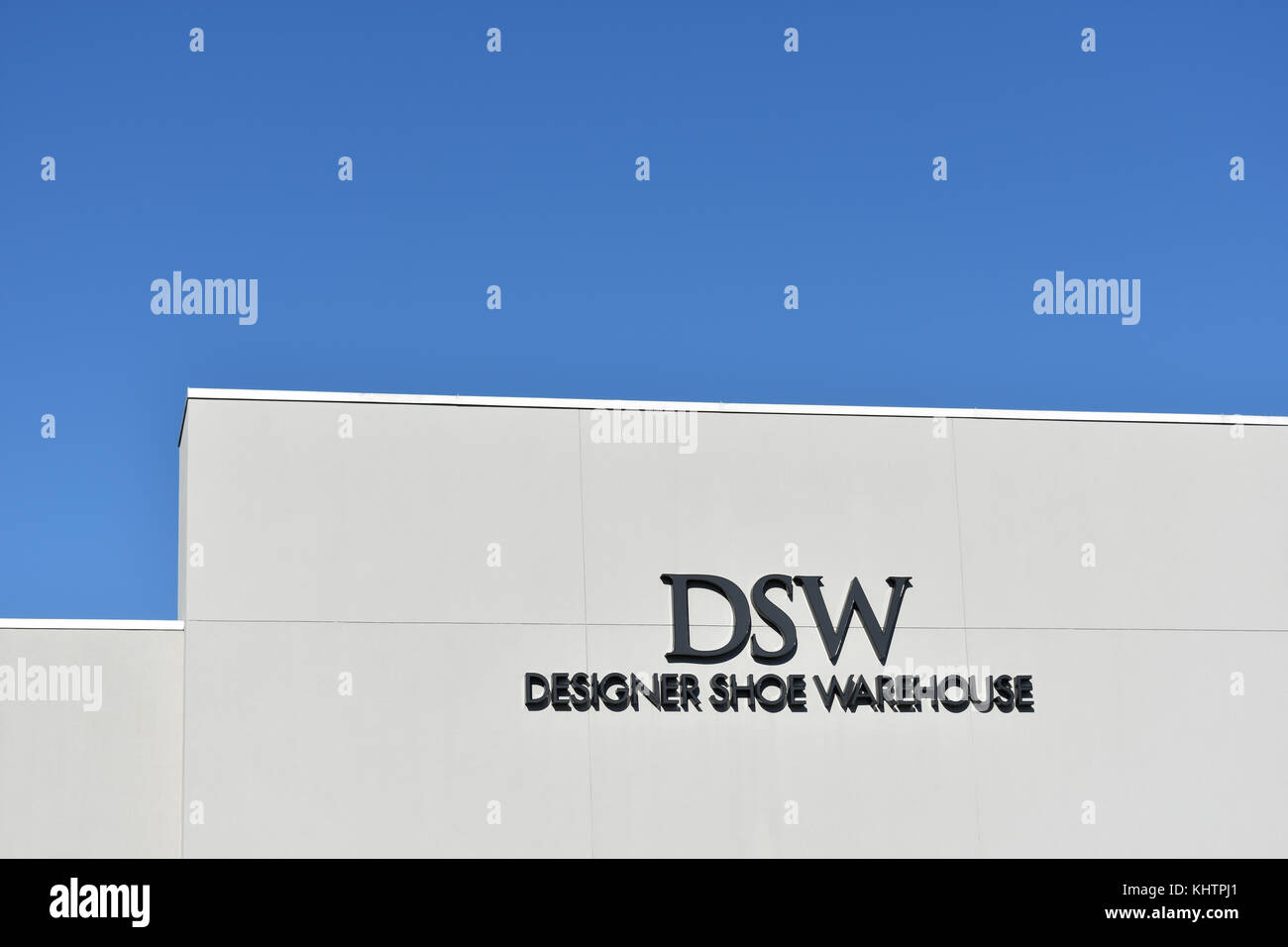 Concepteur de DSW Shoe Warehouse à Bellis Fair Mall à Bellingham, Washington. Banque D'Images