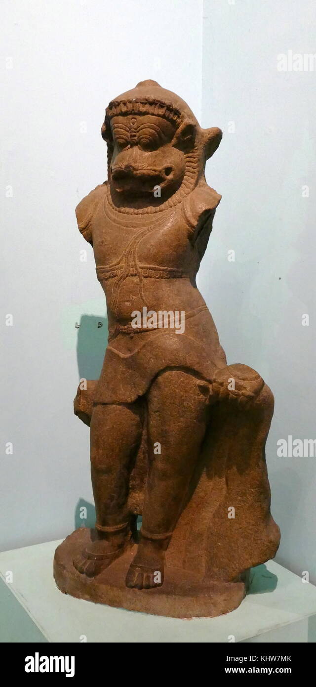 Statue de pierre représentant Narasimha, l'un des nombreux avatars légendaire du dieu hindou Vishnu. En date du 13e siècle Banque D'Images