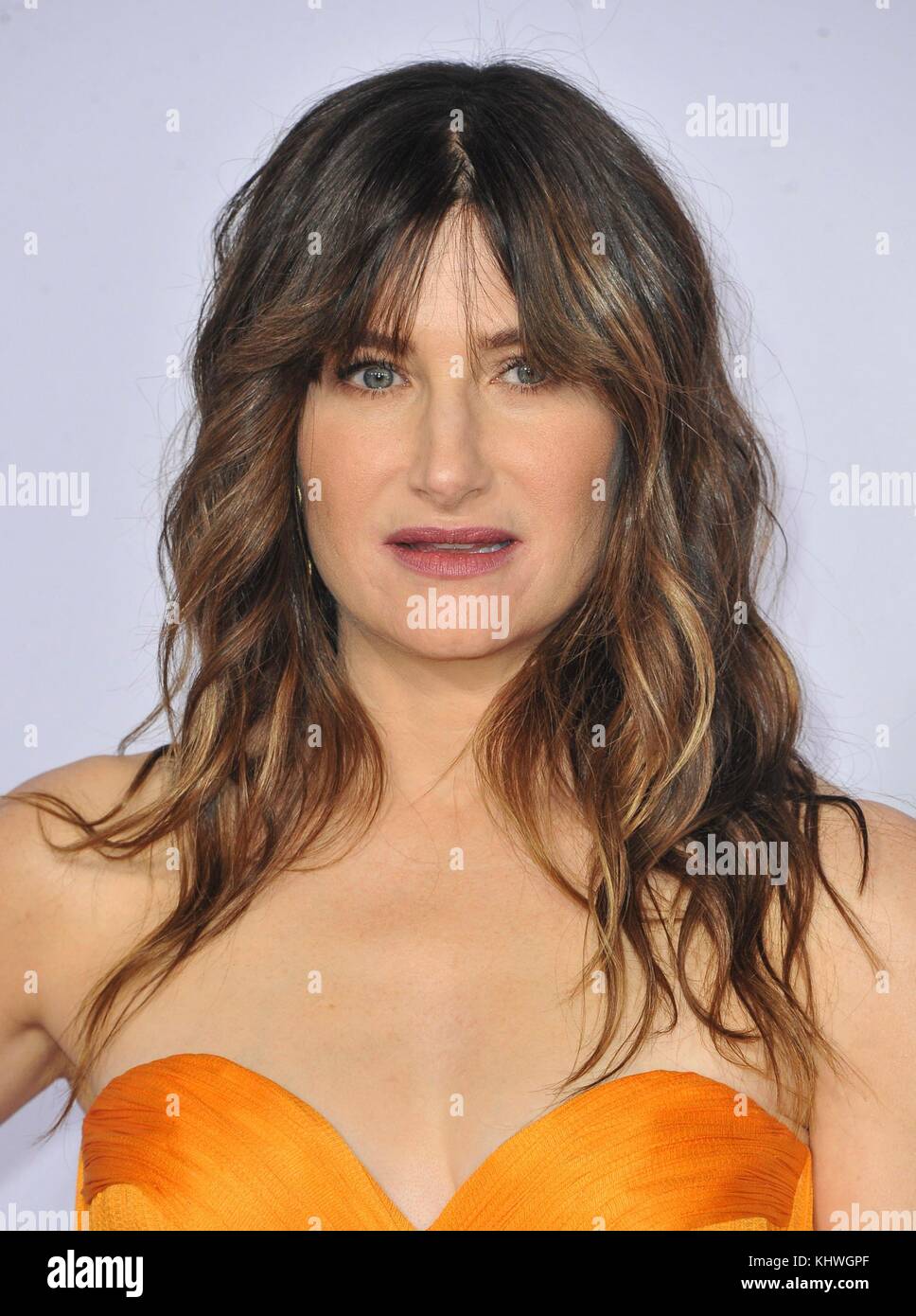 Kathryn Hahn à Arrivals for 2017 American Music Awards (AMAS) - Arrivals, Microsoft Theater, Los Angeles, CA 19 novembre 2017. Photo par : Elizabeth Goodenough/Everett Collection Banque D'Images