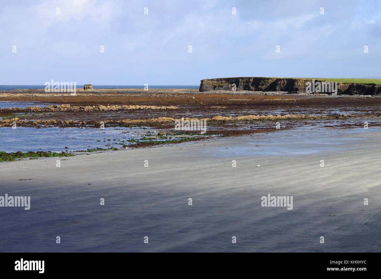 Marée basse dans le comté de Clare, Irlande Banque D'Images