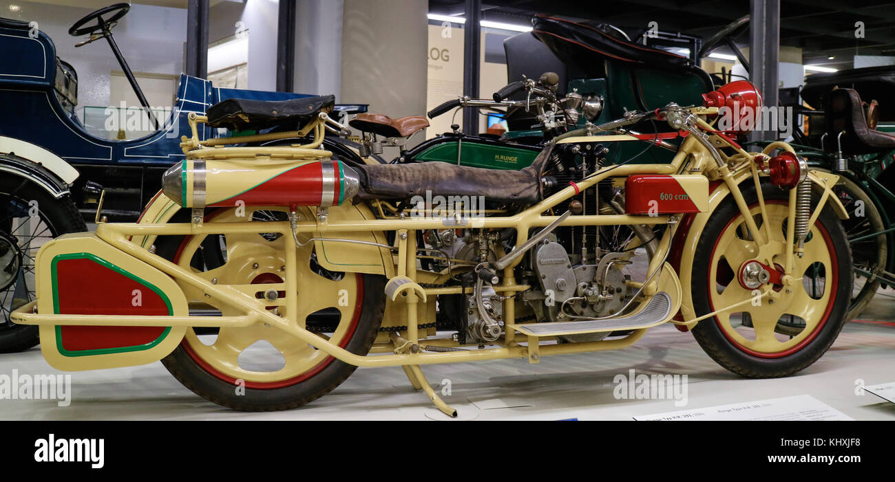 L'Europe, l'Allemagne, la Saxe, Dresde ville, le musée des transports, le Bömerland 1924, première moto de la famille (3 personnes) Banque D'Images
