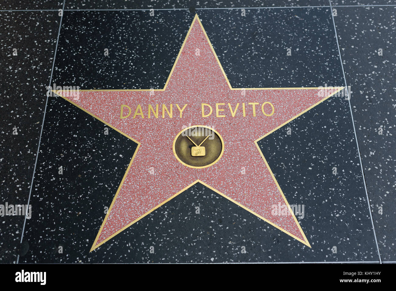 HOLLYWOOD, CA - 06 DÉCEMBRE : la star Danny Devito sur le Hollywood Walk of Fame à Hollywood, Californie, le 6 décembre 2016. Banque D'Images