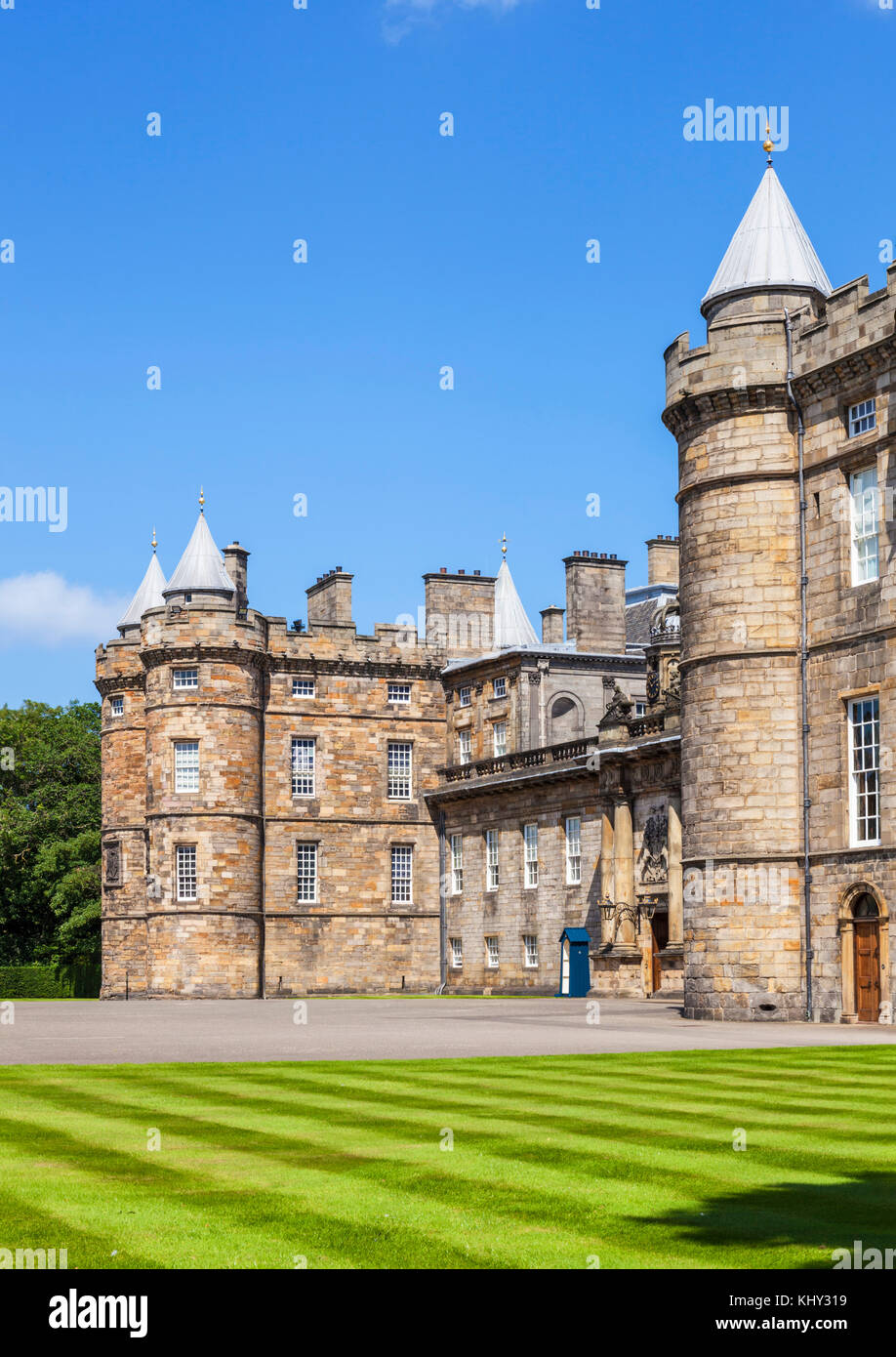 Le palais de Holyrood edinburgh Holyrood ecosse palais de Holyroodhouse résidence royale le Royal Mile Edinburgh Scotland canongate UK GB EU Europe Banque D'Images