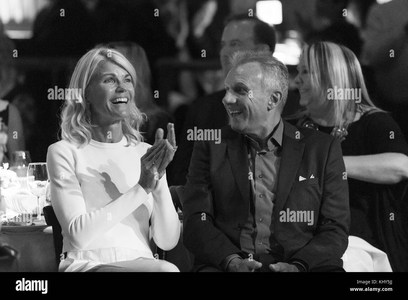Glenn Close, Billy Crystal, Idina Menzel et d'autres aident à lever des fonds pour la Fondation Bring change to Mind de Close mettant en vedette : Jennifer Montana, Joe Montana où : San Francisco, Californie, États-Unis quand : 19 octobre 2017 crédit : Drew Altizer/WENN.com Banque D'Images