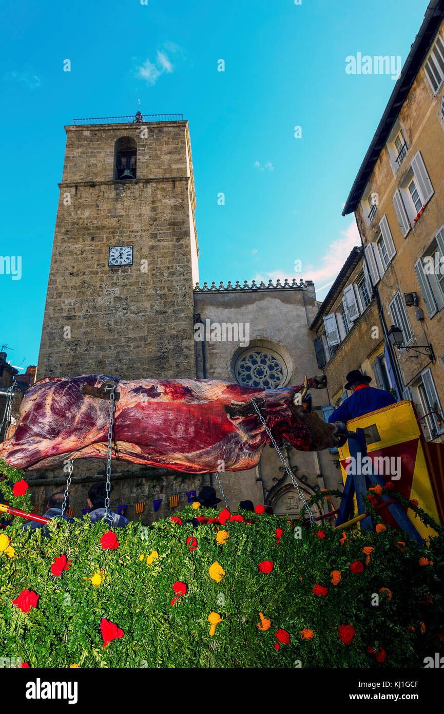 France, Barjols, Var (83). Jour tripettes commémorant l'arrivée au village des reliques du saint patron de la ville Saint-Marcel Banque D'Images