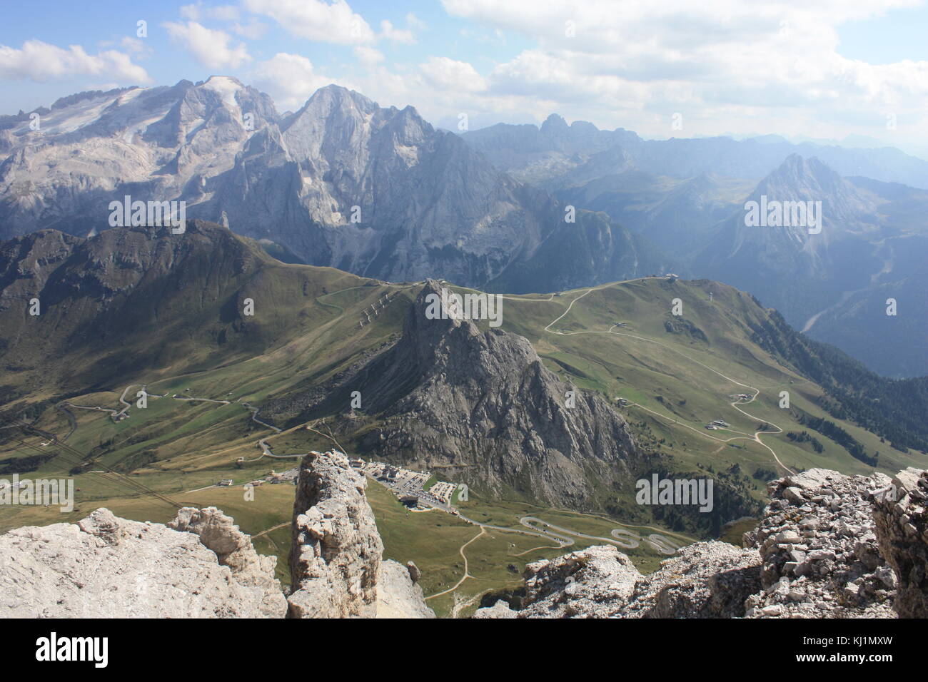 Passo Pordoi Dolomites italiennes, en été Banque D'Images