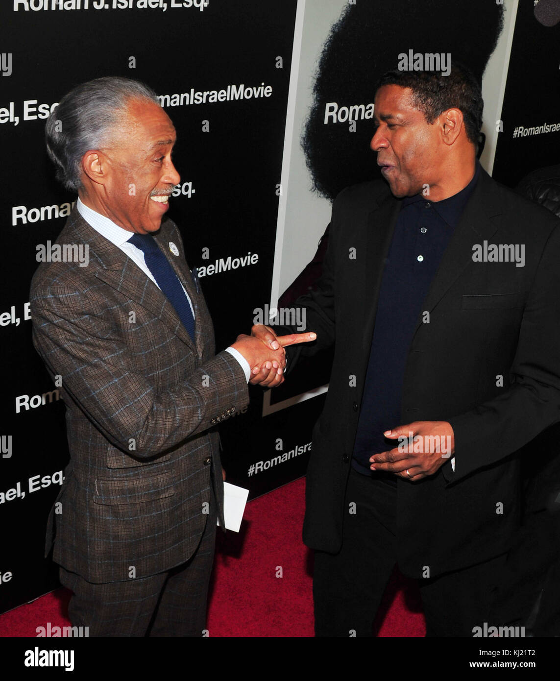New York, NY, États-Unis. 20 novembre 2017. Al Sharpton, Denzel Washington assiste à la première « Roman J Israel Esquire » de New York à Henry R. Luce Auditorium à Brookfield Place le 20 novembre 2017 à New York City . Crédit : John Palmer/Media Punch/Alay Live News Banque D'Images