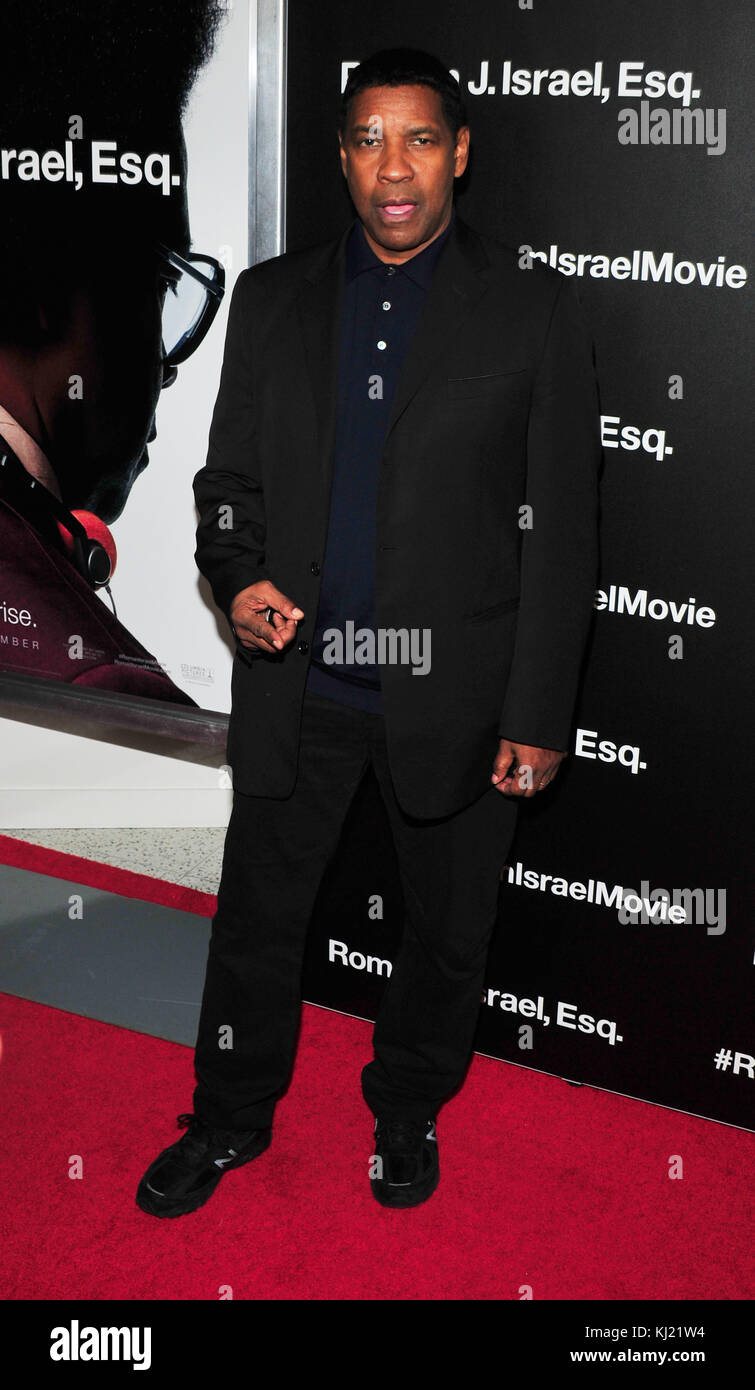 New York, NY, États-Unis. 20 novembre 2017. Denzel Washington assiste à la première de New York de l'Esquire'Roman J Israel à l'auditorium Henry R. Luce à Brookfield Place le 20 novembre 2017 à New York City . Crédit : John Palmer/Media Punch/Alay Live News Banque D'Images