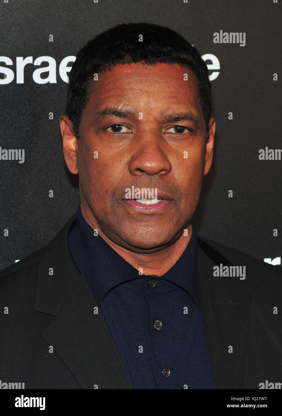 New York, NY, États-Unis. 20 novembre 2017. Denzel Washington assiste à la première de New York de l'Esquire'Roman J Israel à l'auditorium Henry R. Luce à Brookfield Place le 20 novembre 2017 à New York City . Crédit : John Palmer/Media Punch/Alay Live News Banque D'Images