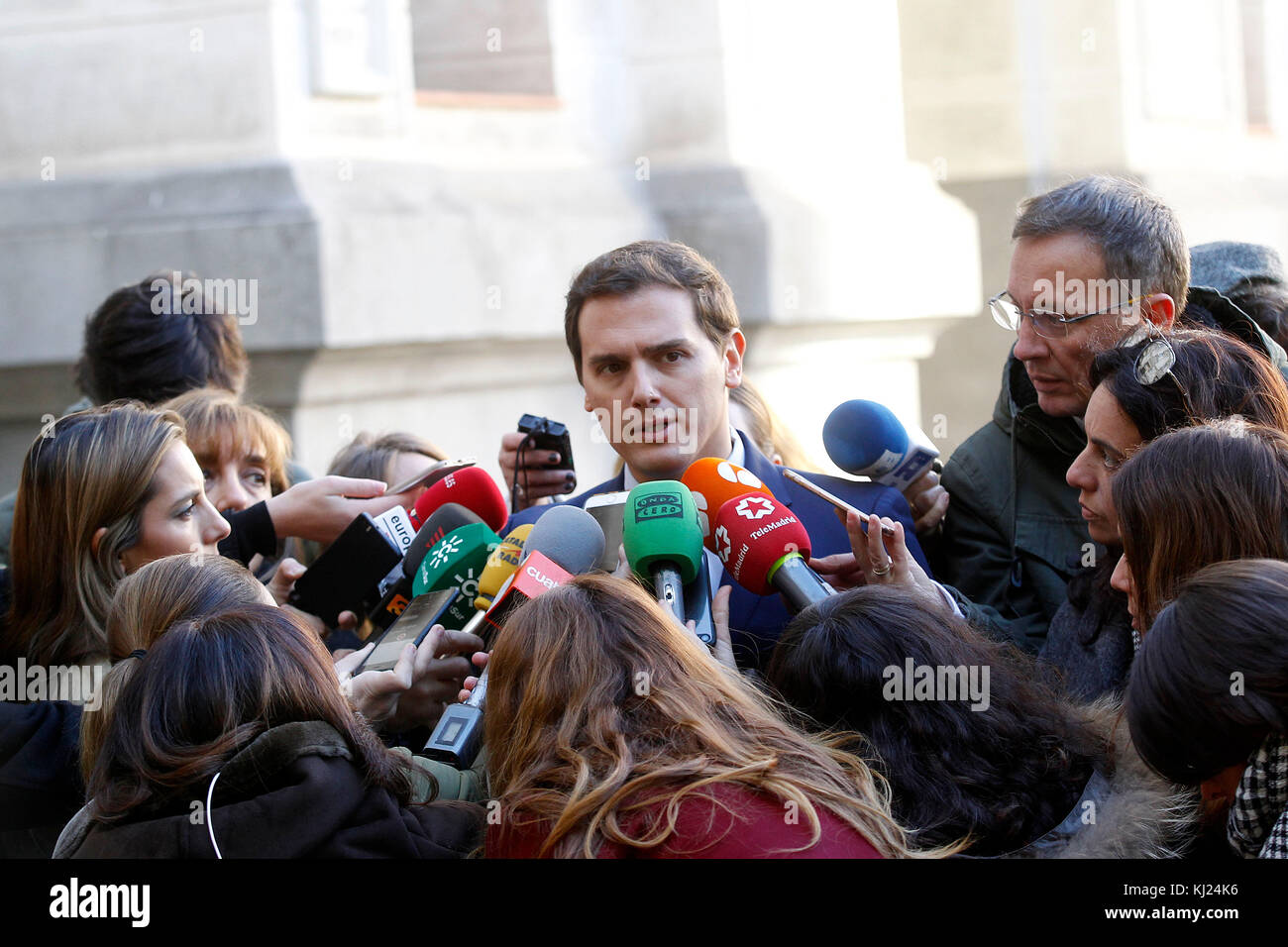 Albert rivera l'arrivée à la chapelle ardente du procureur général de l'État, José manuel maza à Madrid : crédit gtres información más comuniación sur ligne, s.l./Alamy live news Banque D'Images