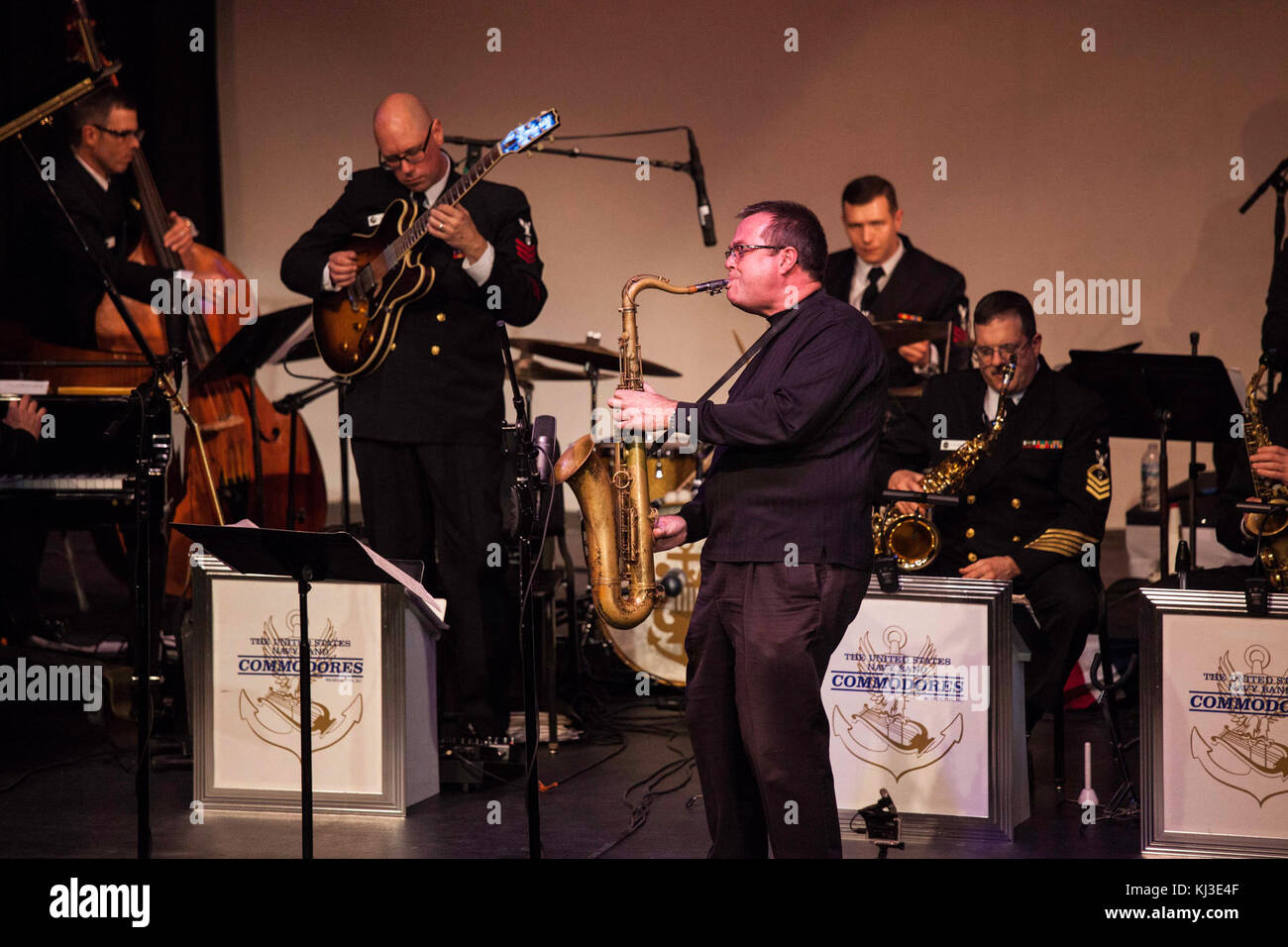 Les Commodores tour (22867222952) Banque D'Images