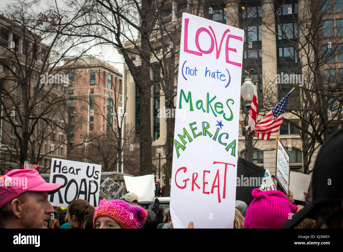 Cette illustration tirée d'un livre sur la Marche des femmes sur Washington capture l'essence du mouvement, reflétant l'importance historique de l'activisme des femmes dans l'histoire américaine. Banque D'Images