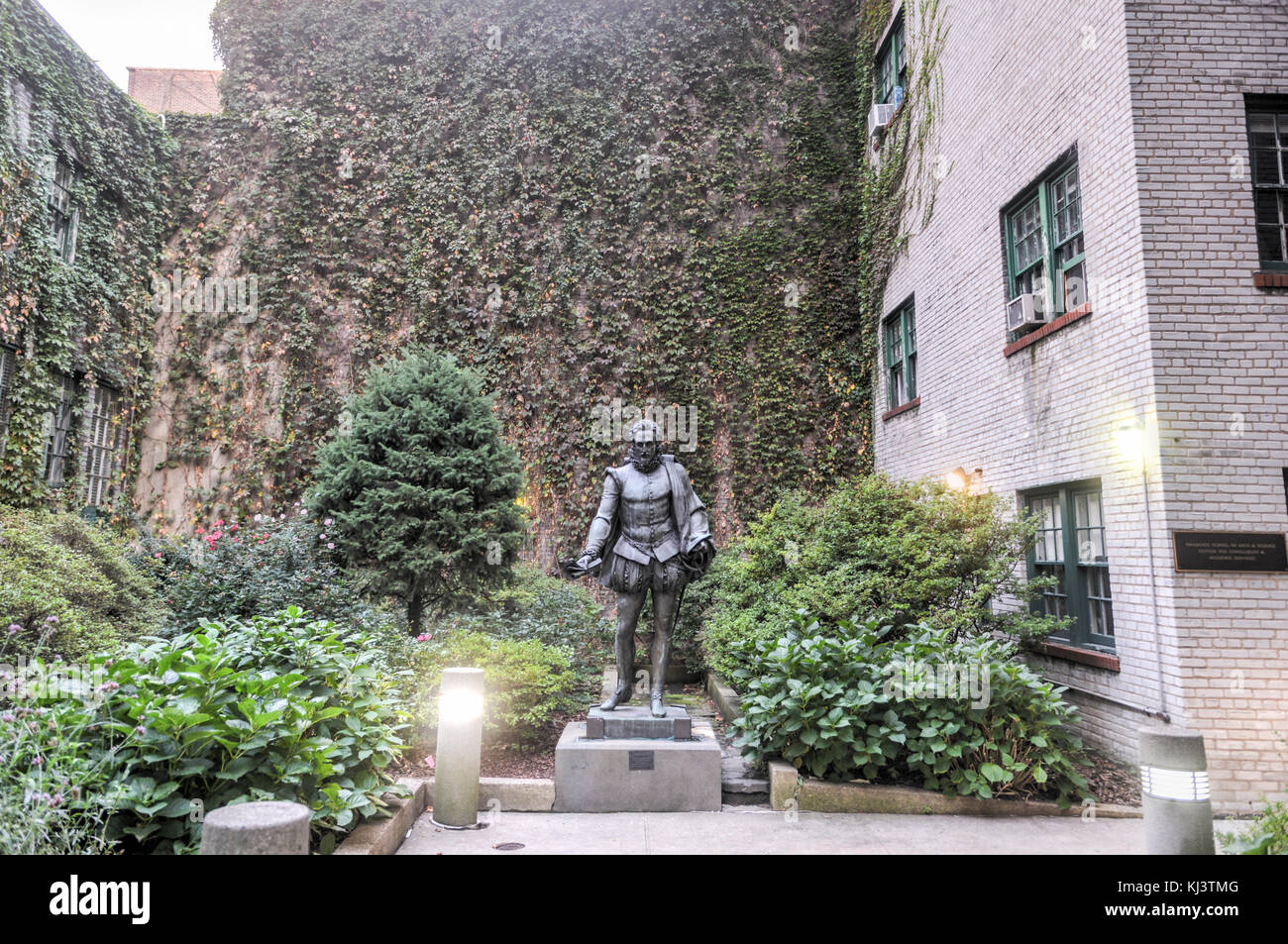 Miguel de Cervantes statue dans la ville de New York. à l'origine un don du maire de Madrid. Banque D'Images