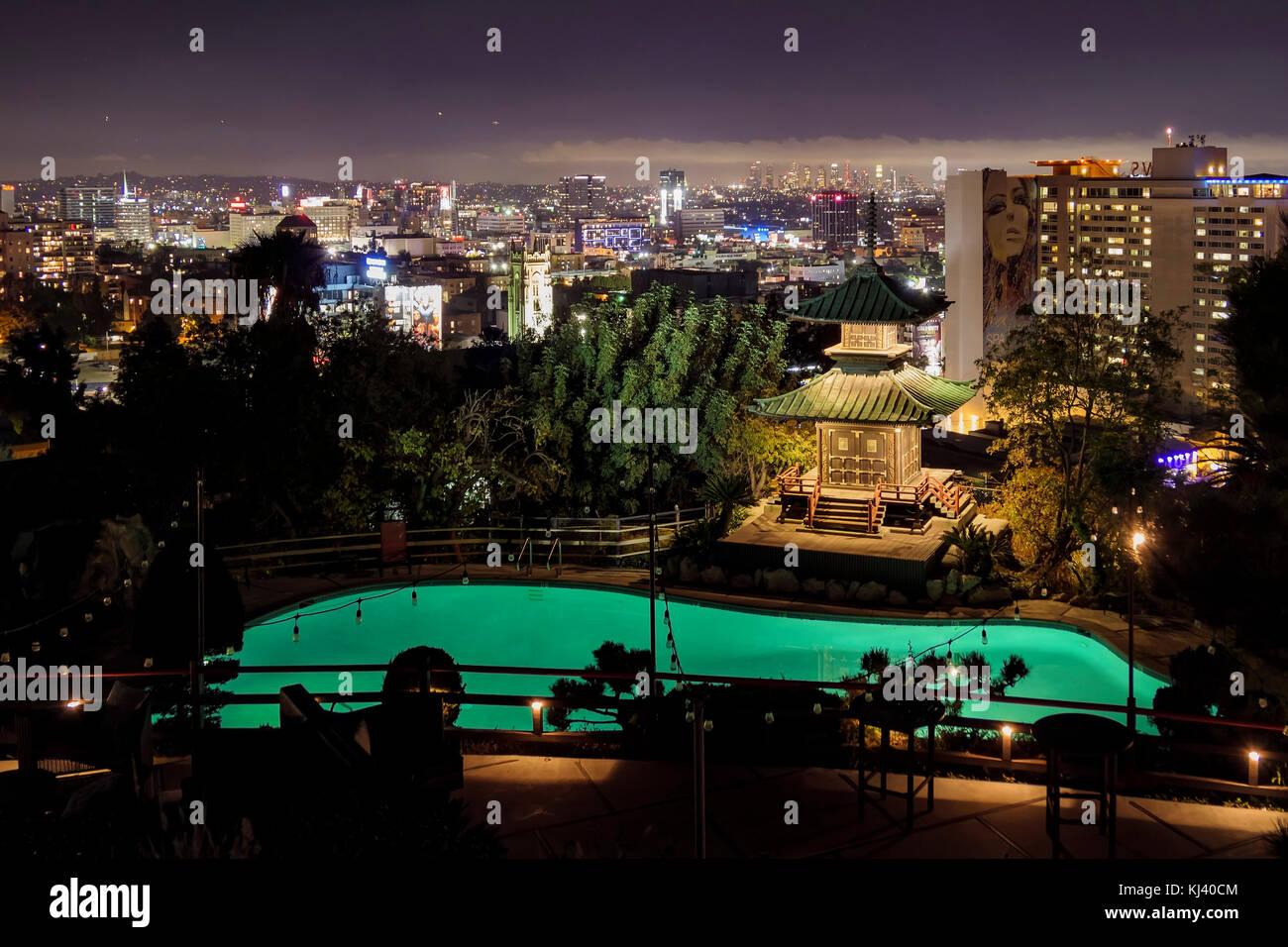 Hollywood, nov 8 : vue nocturne extérieure du jardin du célèbre Yamashiro Hollywood le 8 nov 2017 à Hollywood, Californie, États-Unis Banque D'Images