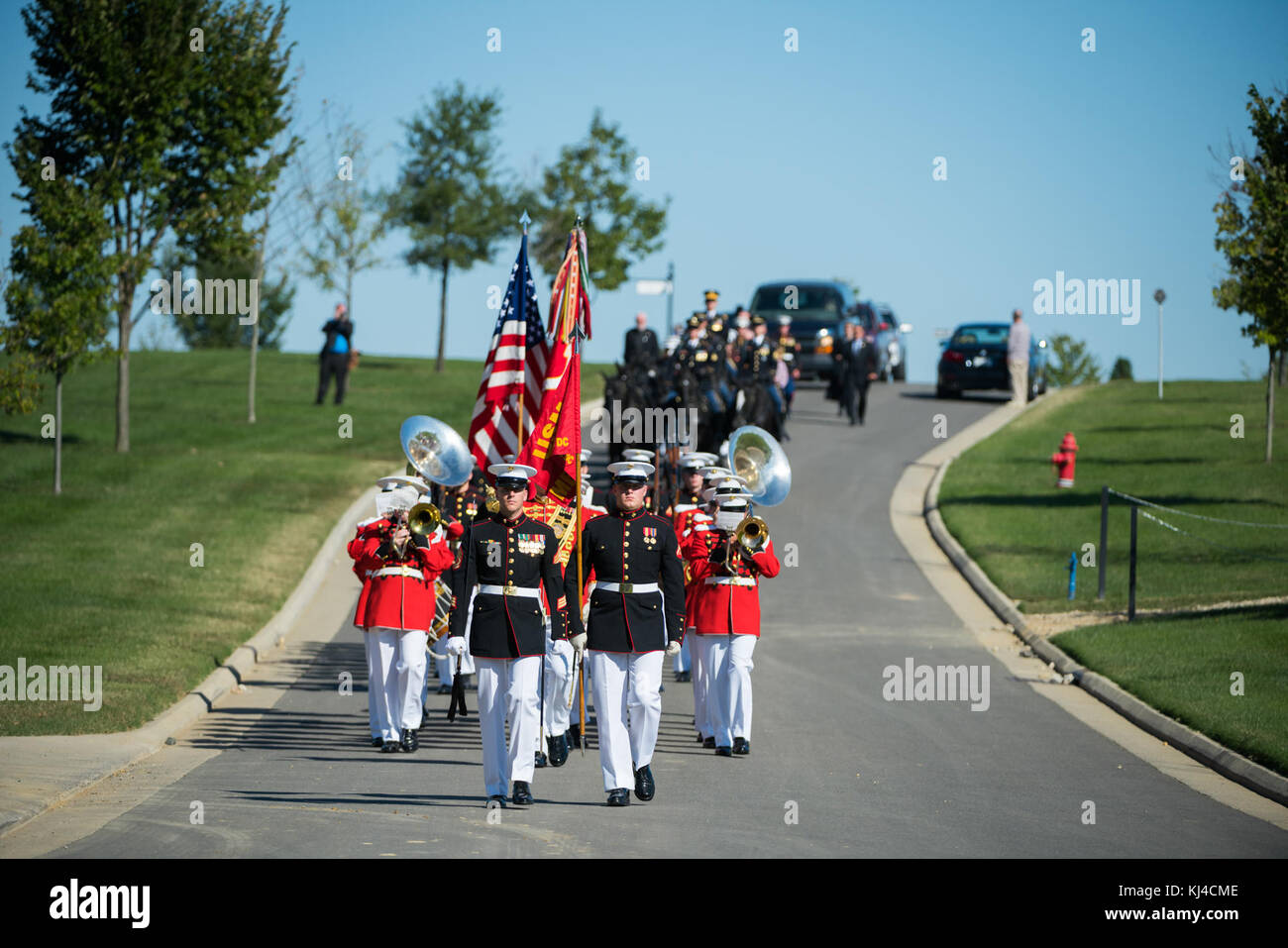 Tous les honneurs le rapatriement des corps des Marines américains Le Cpl. Walter G. Critchley au cimetière national d'Arlington (37749705912) Banque D'Images