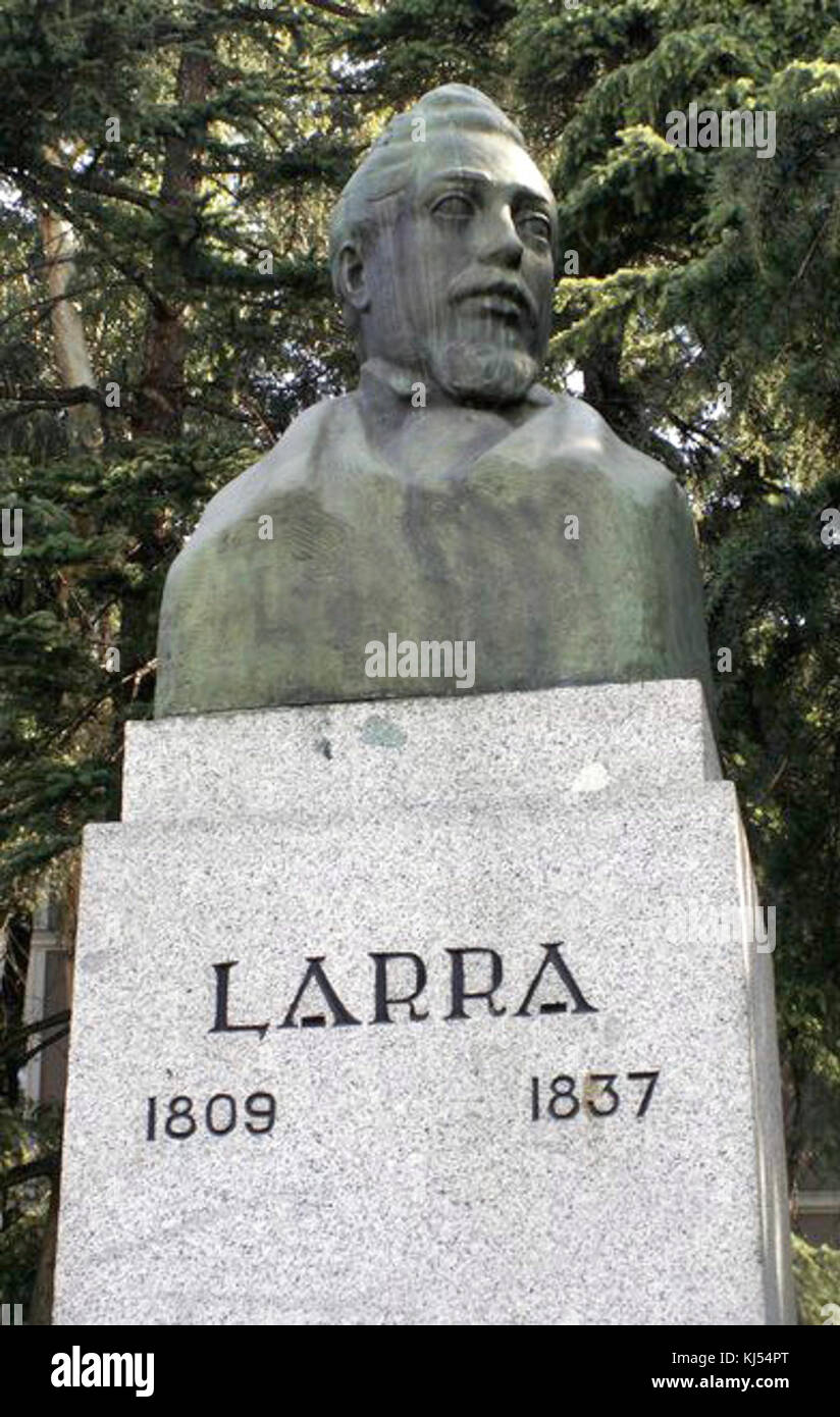 Estatua de Larra en Madrid Banque D'Images
