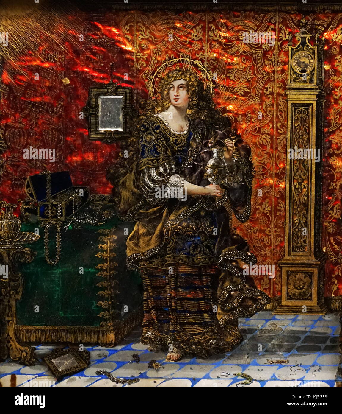 La Madeleine pénitente, 1660-75. Icône française utilisée dans la dévotion privée et la prière. Il représente la conversion de Marie Madeleine, l'un des plus fidèles disciples de Christ au début montré dans un somptueux intérieur, elle peut être un portrait de l'un des nombreuses maîtresses de Louis XIV. Le soleil dans le coin peut aussi être une allusion à Louis comme le Roi Soleil. Verre peint, laqué et doré sur l'inverse et encadrée par les feuilles ; cadre en alliage de cuivre doré Banque D'Images