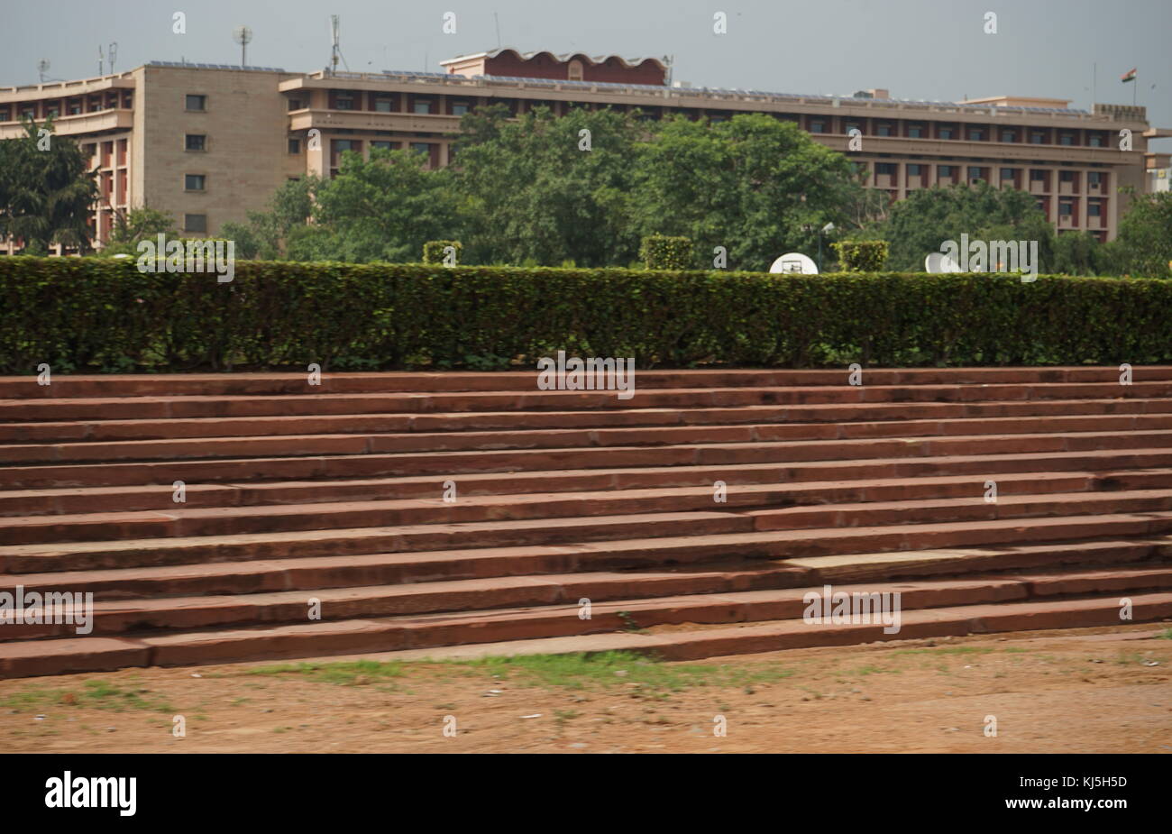 Rail Bhavan est le siège de l'Indian Railways. Il est situé au 1, Raisina Road, New Delhi, près de l'Sansad Bhavan (Parlement). Banque D'Images