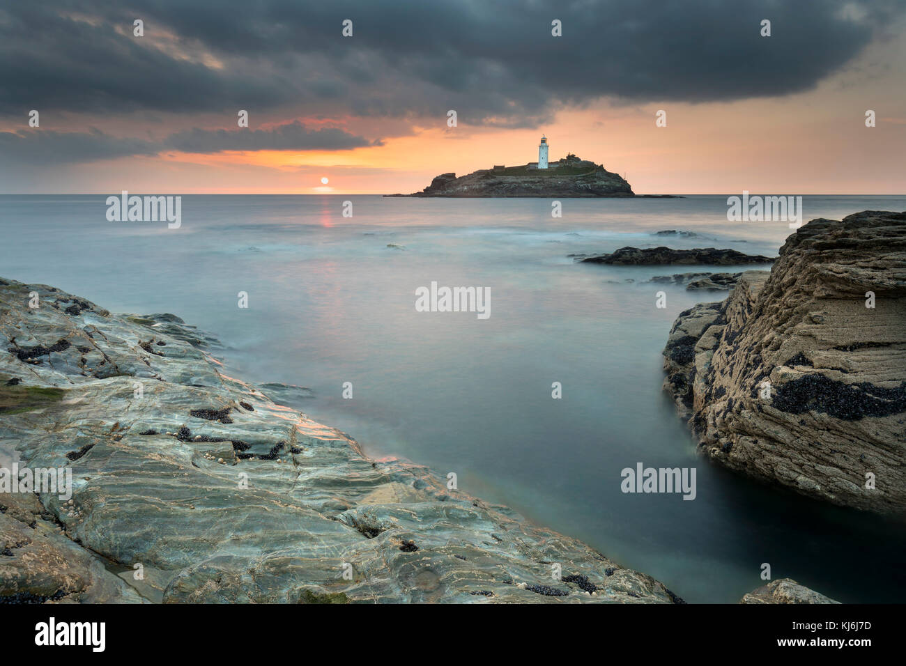 Godrevy ; coucher du soleil ; Cornwall, UK Banque D'Images