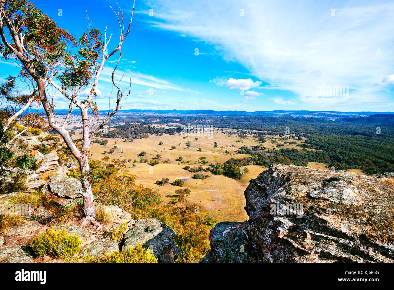 La vallée Capertee, au nord-ouest de Lithgow, est une grande vallée en Nouvelle Galles du Sud, Australie. C'est 1km plus large que le Grand Canyon en Arizona, USA. Banque D'Images