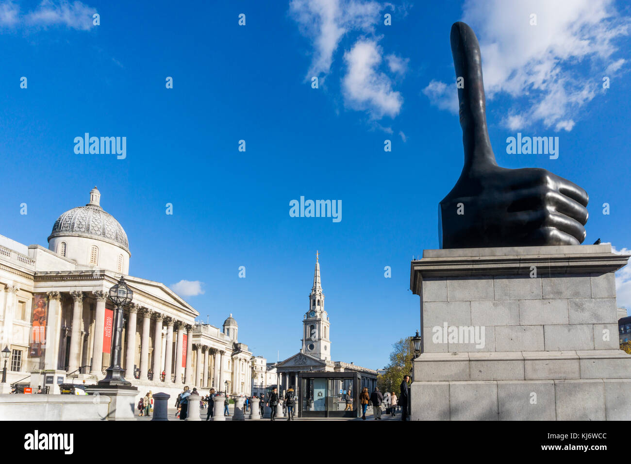 Très bonne par David shrigley est le 11e pour la quatrième commission plinth à Trafalgar square. Banque D'Images
