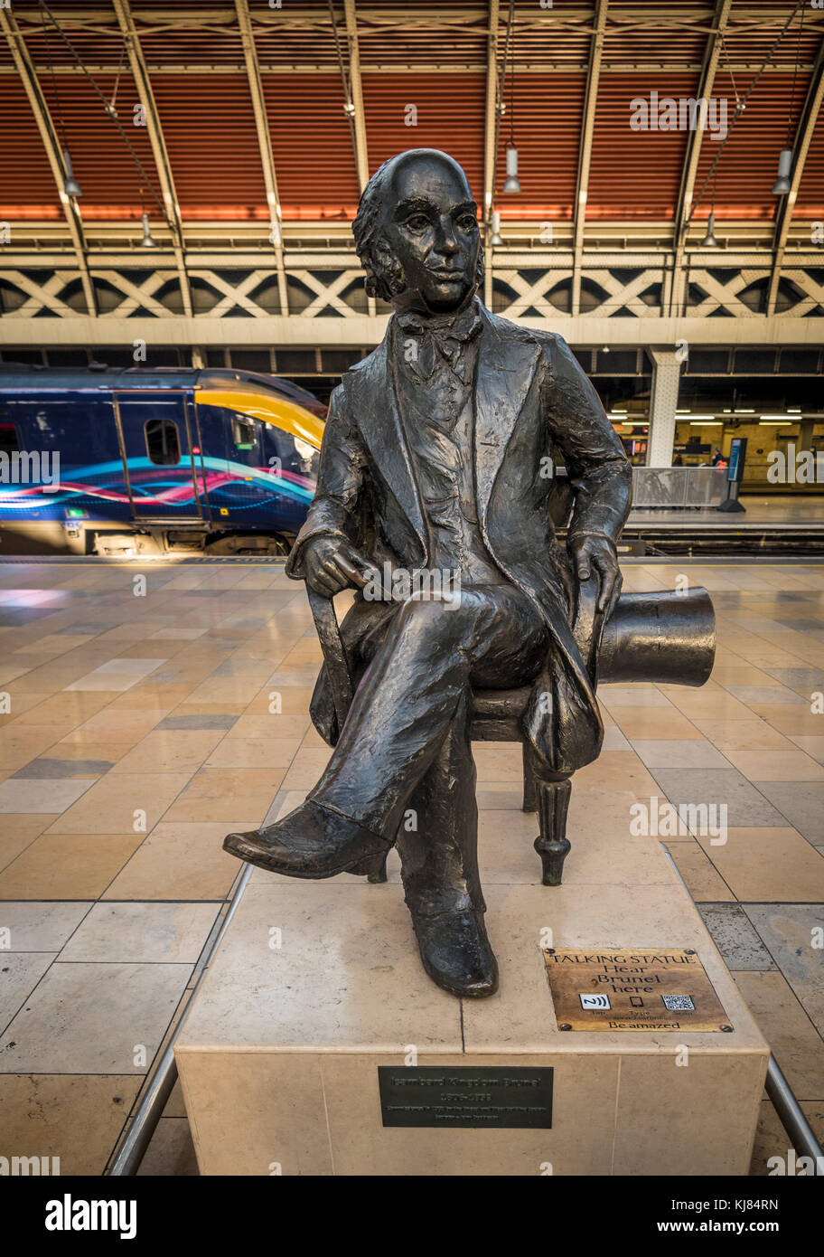 Statue d'Isambard Kingdom Brunel à la gare de Paddington, Londres, UK Banque D'Images