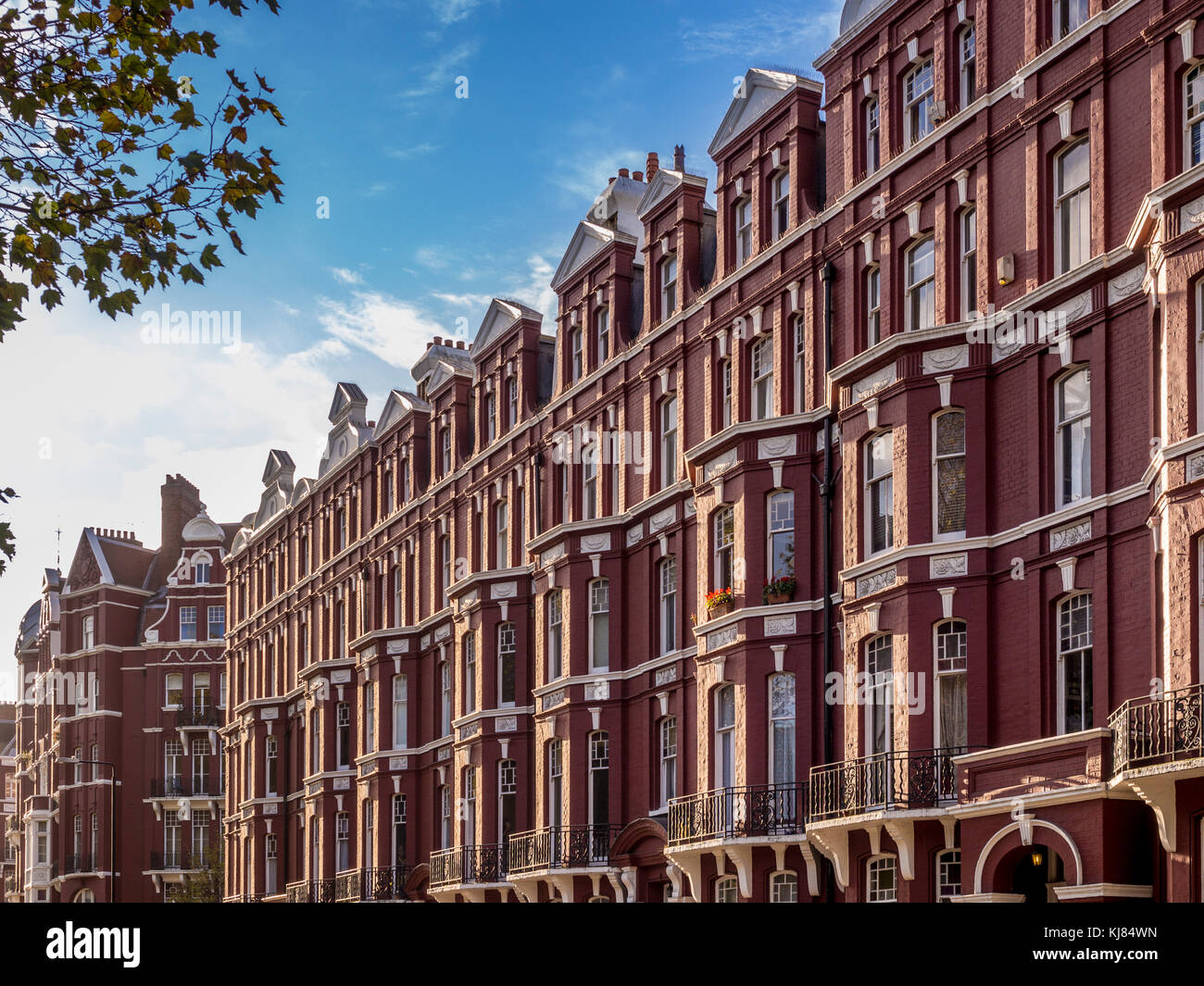 Maisons et appartements traditionnels London, Londres, Royaume-Uni. Banque D'Images