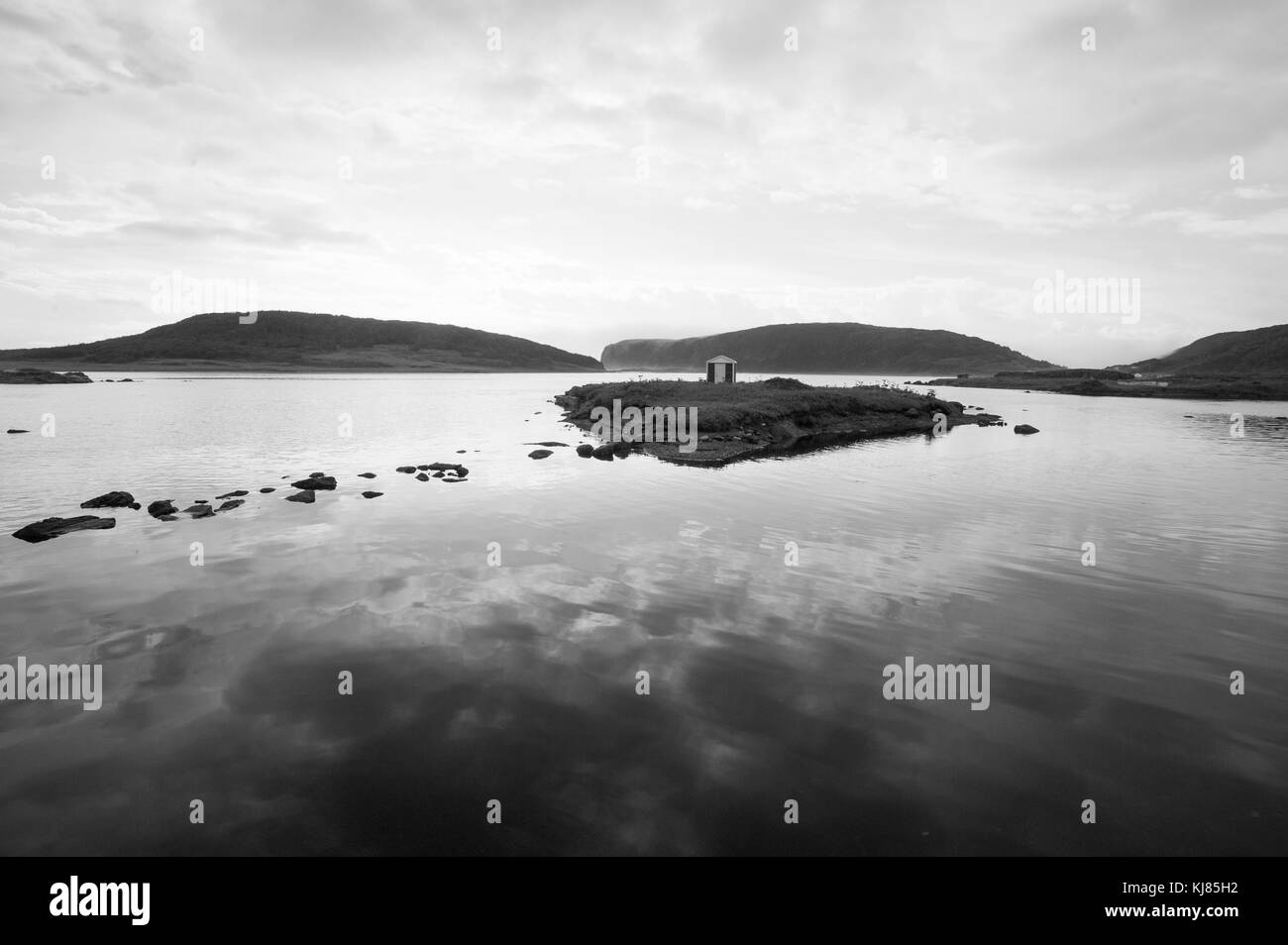 Village de pêcheurs de Terre-Neuve - noir et blanc paysage de cabane de pêche à Terre-Neuve Banque D'Images