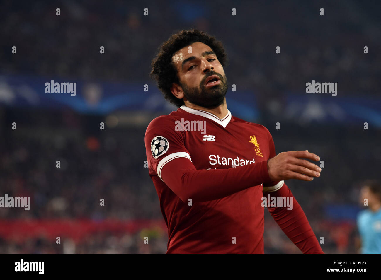 Salah M. Séville, Espagne. 21 novembre 2017. Lors d'un match de football du groupe E de la Ligue des Champions entre Séville et Liverpool, au stade Ramon Sanchez Pizjuan de Séville, Espagne, mardi 21 novembre, crédit : Gtres Información más Comuniación on line, S.L./Alamy Live News Banque D'Images