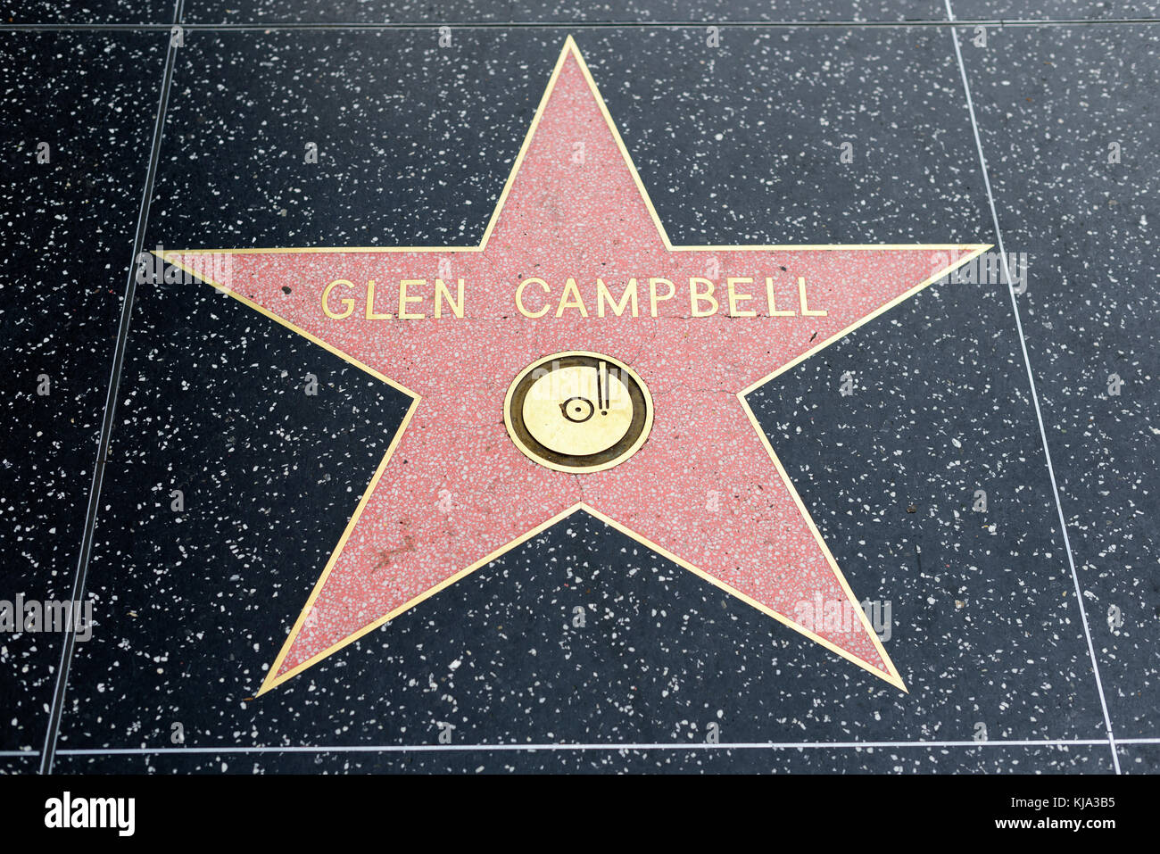 HOLLYWOOD, CA - 06 DÉCEMBRE : l'étoile Glen Campbell sur le Hollywood Walk of Fame à Hollywood, Californie, le 6 décembre 2016. Banque D'Images