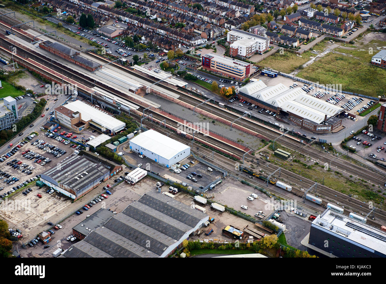 Vue aérienne de la gare ferroviaire de Rugby, Warwickshire, West Midlands, Royaume-Uni Banque D'Images