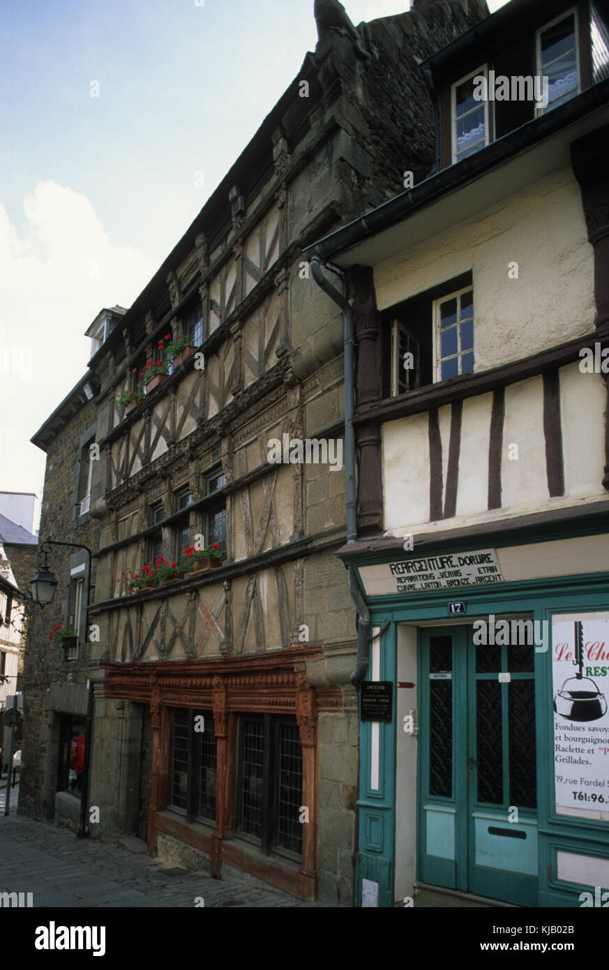 La Bretagne Est Une Region Du Nord Ouest De La France Et Se Compose De Finistere Dans L Ouest Cotes D Armor Dans Le Nord Ille Et Vilaine En Loire Atlantique Le Nord Est Dans Le Sud Est Et Du Morbihan