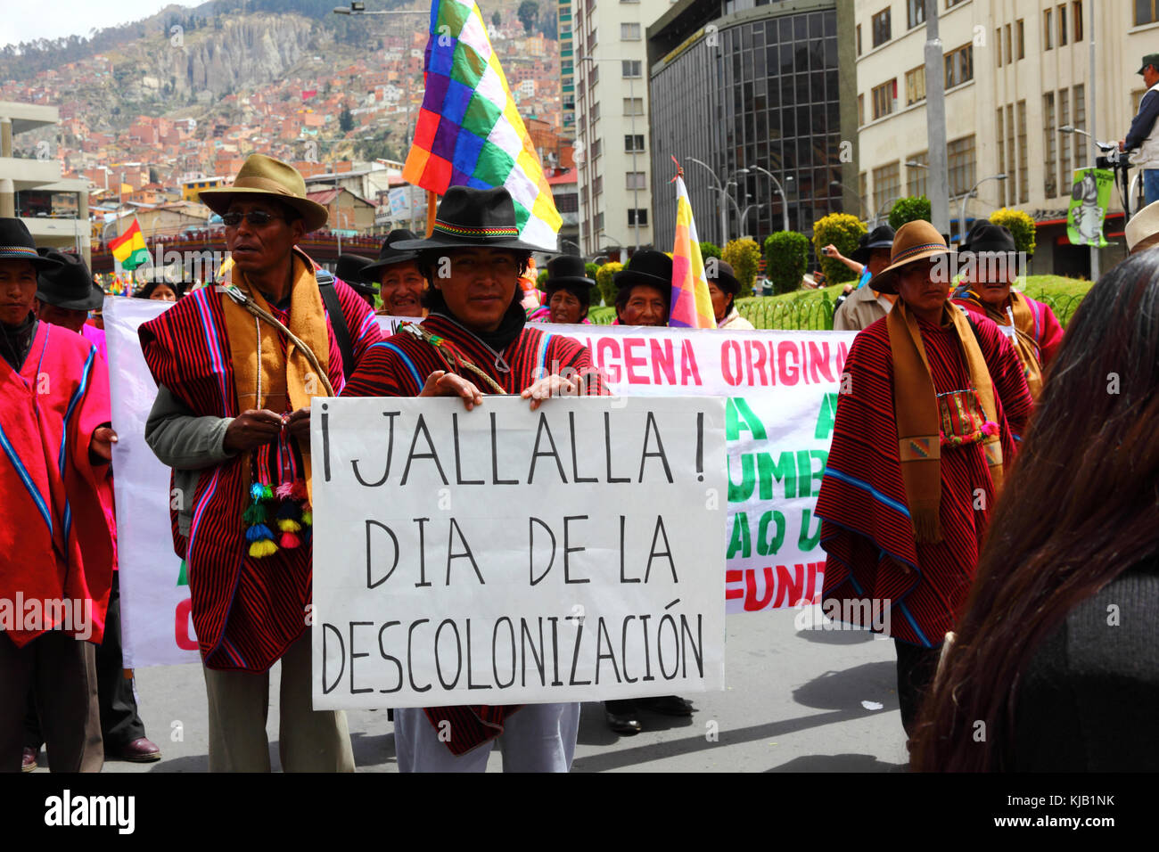 Les partisans du gouvernement de prendre part à un gouvernement pro soutenir mars prévoit de construire une route à travers la région TIPNIS, La Paz, Bolivie Banque D'Images