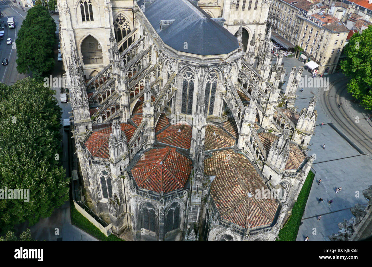 Vue aérienne de la cathédrale de Bordeaux, France Banque D'Images