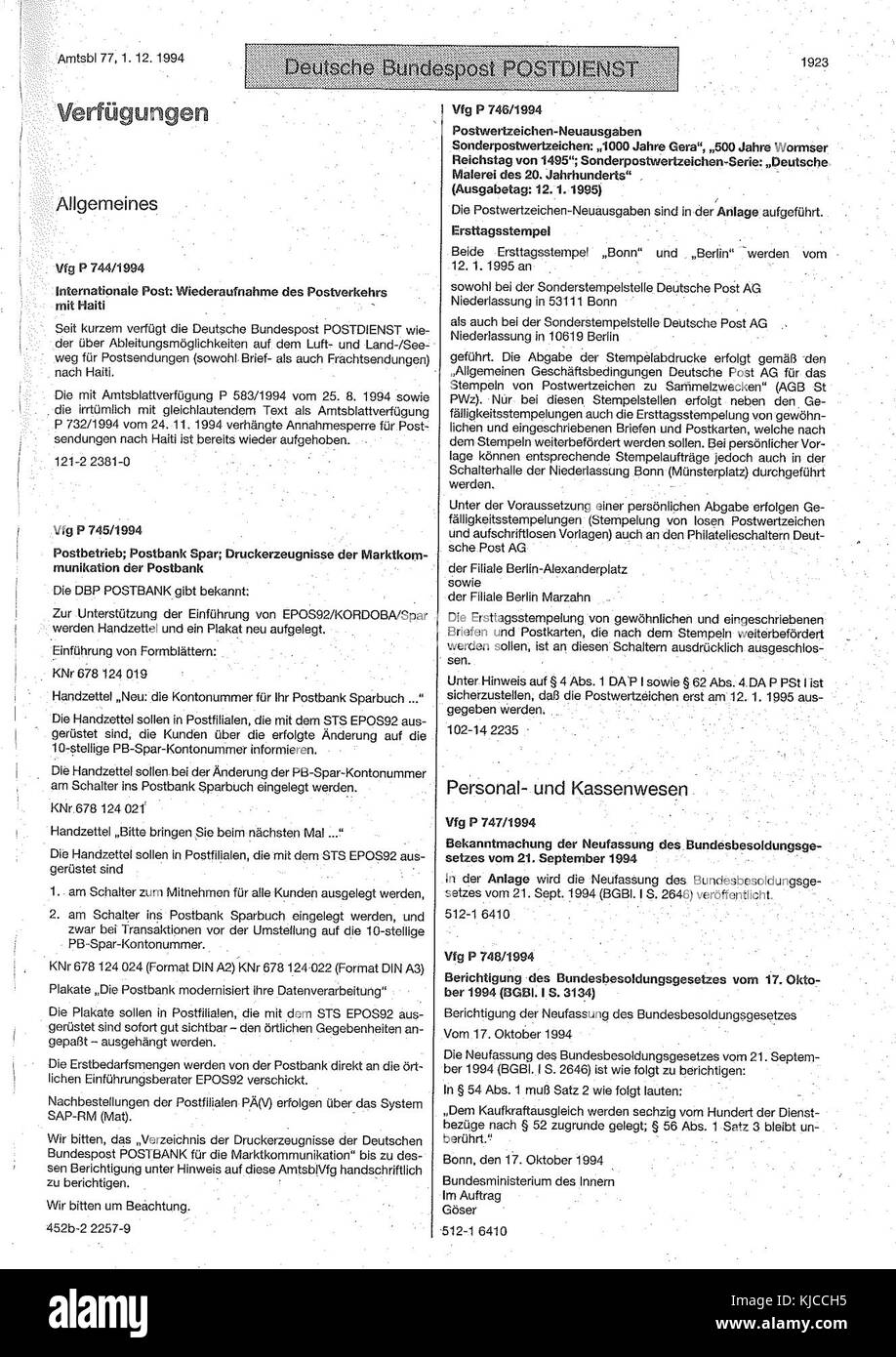 Cette page de l’Amtsblatt du Bundespost (1994) présente une publication officielle du service postal allemand, documentant les annonces et règlements importants pour cette année-là. Banque D'Images