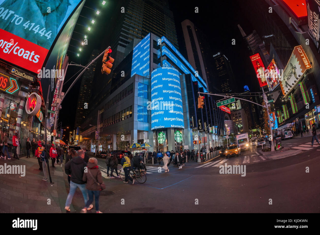 Morgan Stanley s'engage dans l'auto-promotion sur l'affichage numérique sur leurs capacités à New York le mardi, novembre 21, 2017. (© richard b. levine) Banque D'Images