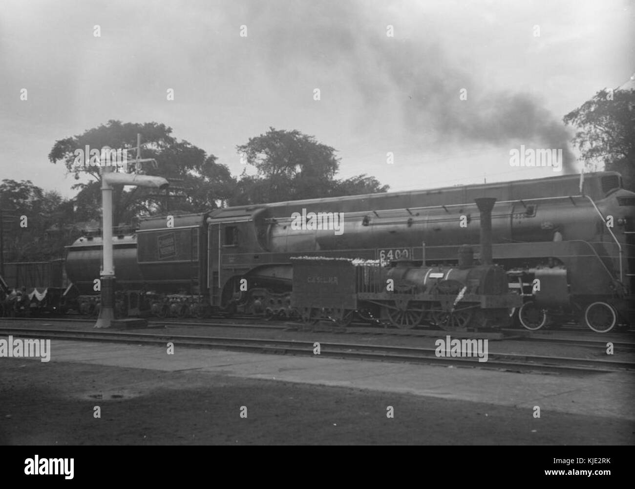 Les amis et la famille et de l'Adpic. Train. L'ancien et le nouveau BAnQ P48S1P00745 Banque D'Images