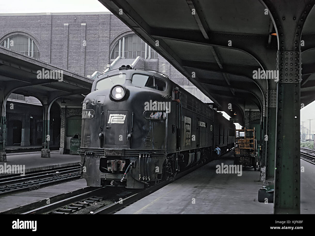 PC 4272 avec le jour à Buffalo Buffalo Express Central Terminal, Juillet 1969 Banque D'Images