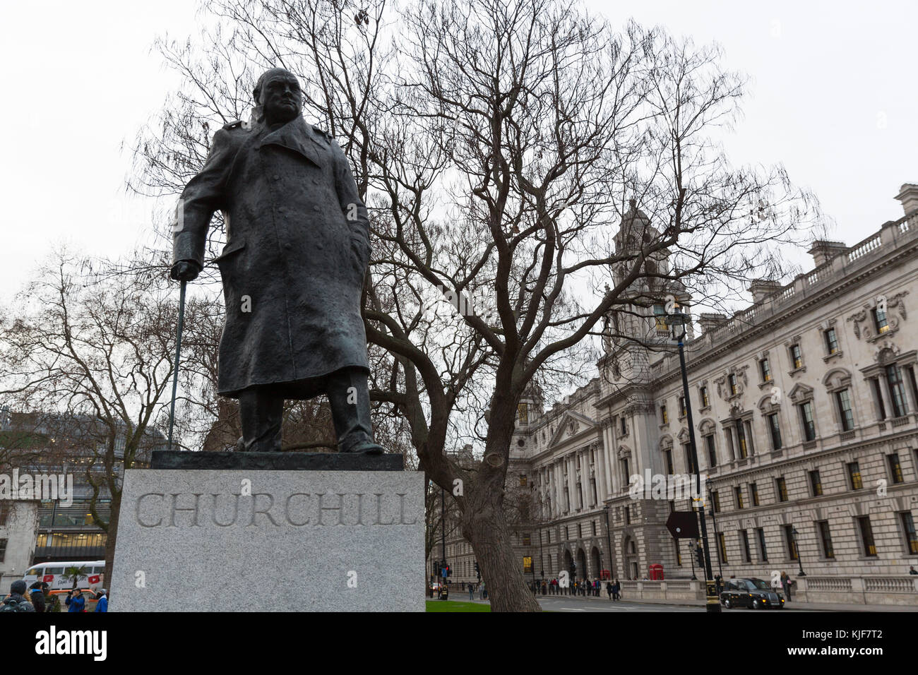 Statue de Winston Churchill à la place du Parlement - Londres, Angleterre - UK Banque D'Images