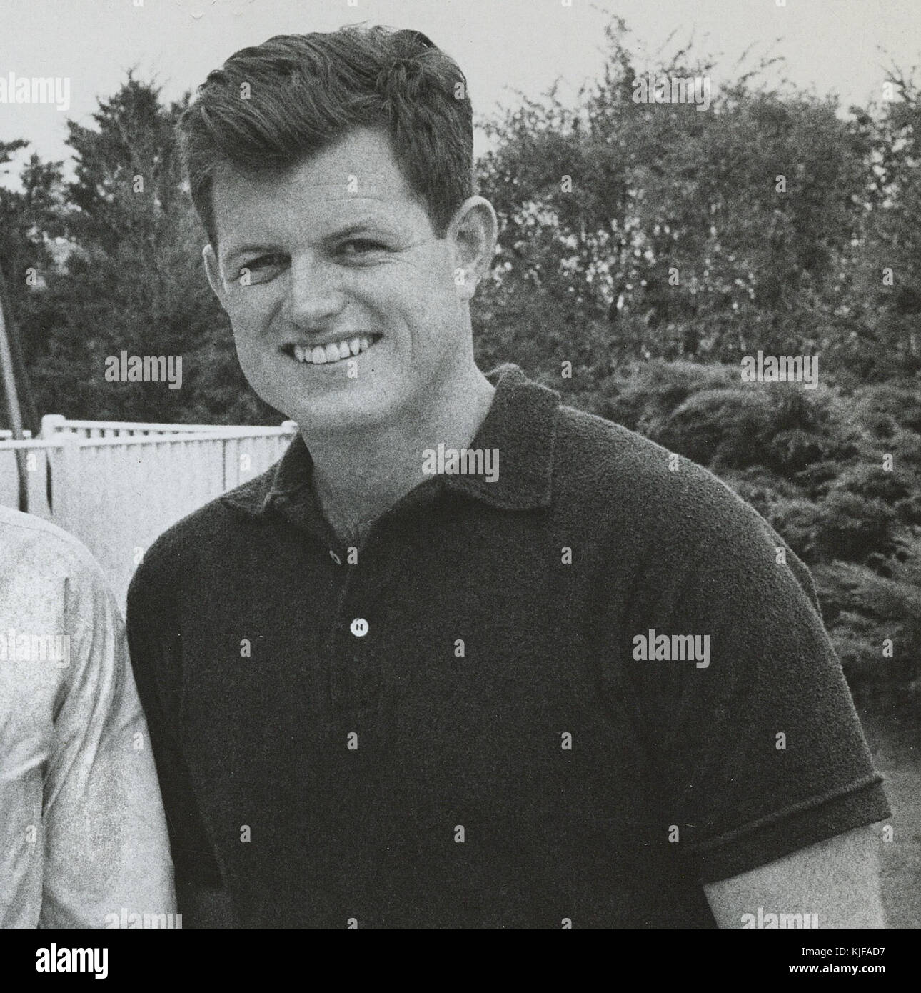 Cette image montre Edward Kennedy, un éminent politicien américain, montrant sa personnalité publique et son implication dans la vie politique américaine au cours du XXe siècle. Banque D'Images
