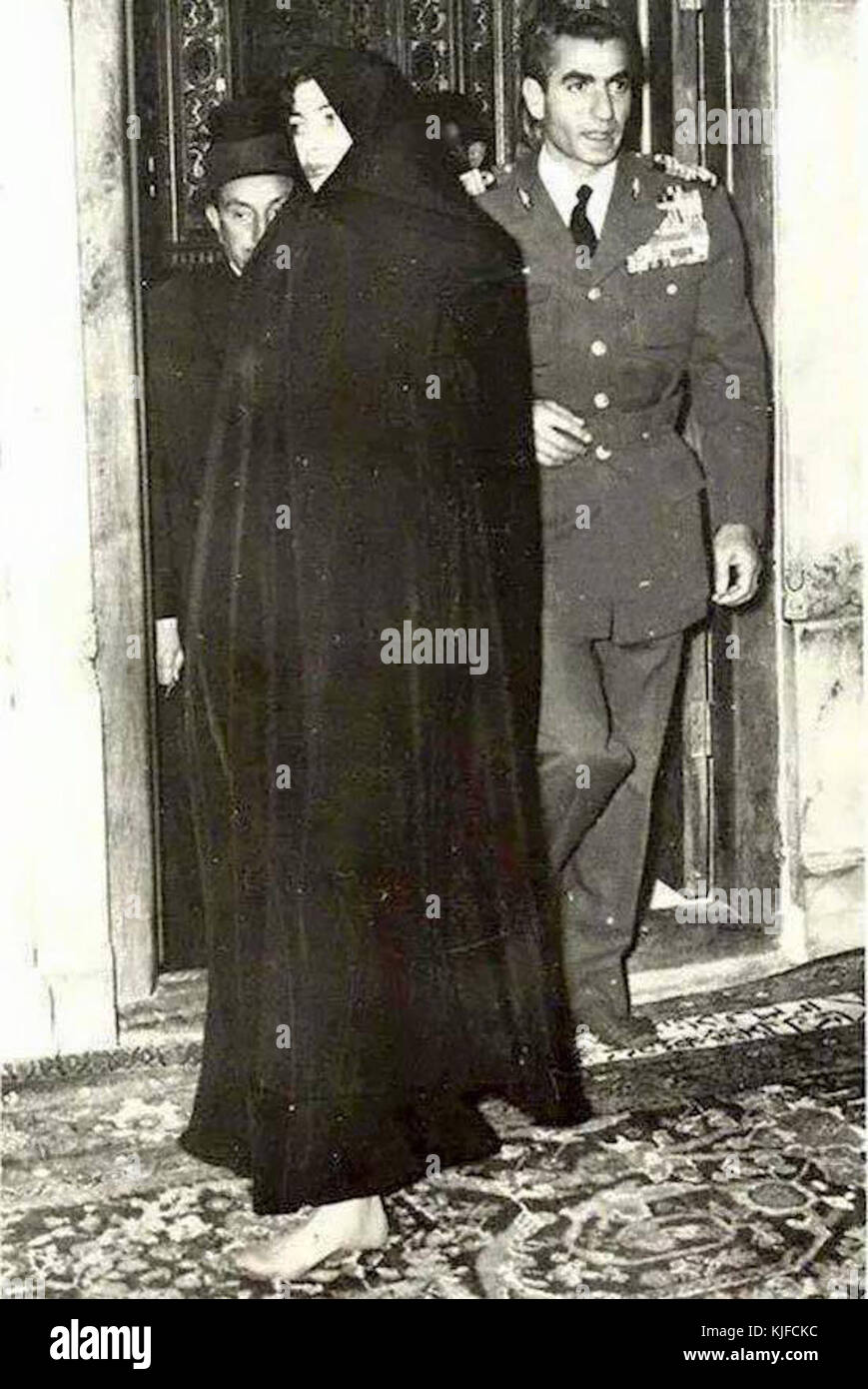 La princesse Soraya et Mohammad Reza Pahlavi, sanctuaire de l'imam Husayn Pèlerinage 1953 Banque D'Images
