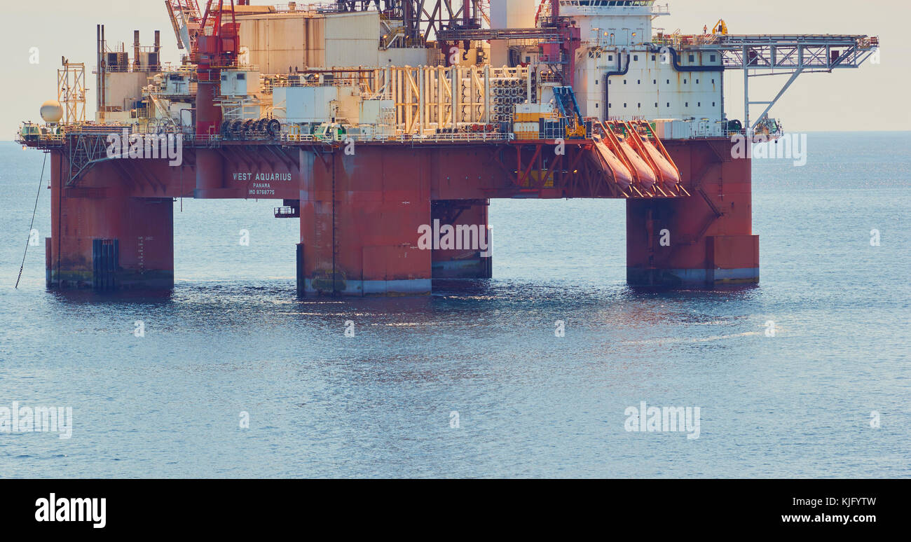 Verseau ouest forage semi submersible, Bay Bulls, péninsule d'Avalon, Terre-Neuve, Canada Banque D'Images
